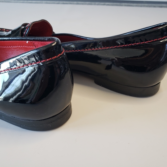 Cole Hann - Picture 5 of 9